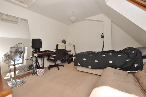 1 bedroom apartment to rent, Bradfield Close, Guildford, Surrey, GU4