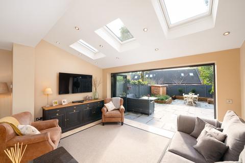 29 Dorsington Close, Hatton Park, Warwick, CV35 7TH
