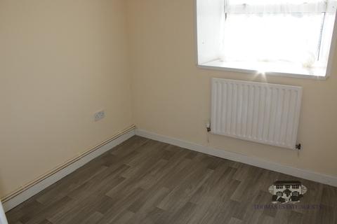 1 bedroom ground floor flat to rent - Victoria Street, Tonypandy, Rhondda Cynon Taff, CF40 2QB