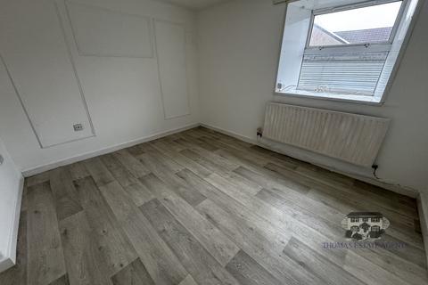 undefined, Victoria Street, Trealaw, Tonypandy, Rhondda Cynon Taff, CF40 2QB