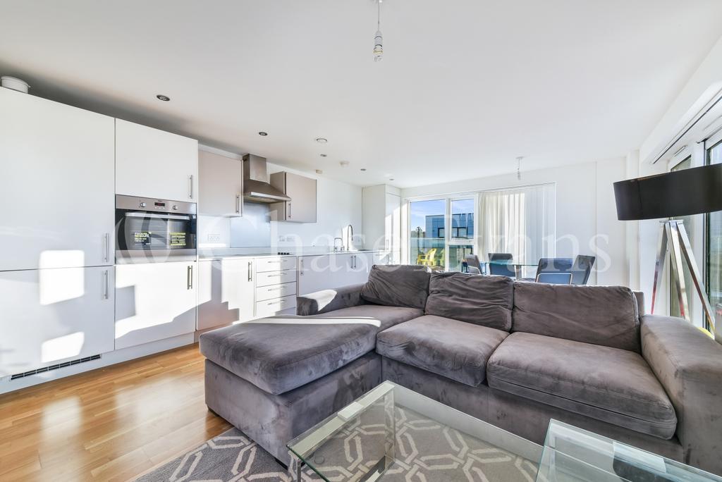 The Duke, Langley Square, Dartford, DA1 2 bed apartment £330,000