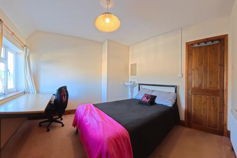 5 bedroom house to rent, Hillside, Brighton BN2