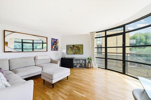 Apartment 20, 2 Point Wharf Lane, Brentford, TW8 0EA
