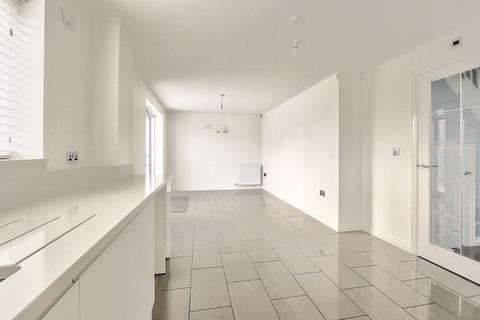 8 Birchwood Grove, Middlesbrough, TS6 0GE
