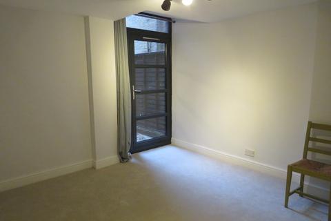 2 bedroom flat to rent - 74, Milton Park, Highgate, N6