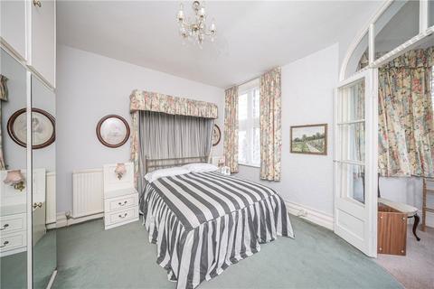 2 bedroom apartment for sale, Langcliffe Avenue, Harrogate, North Yorkshire