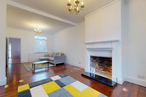 42 Ashburnham Road, Northampton, NN1 4QY