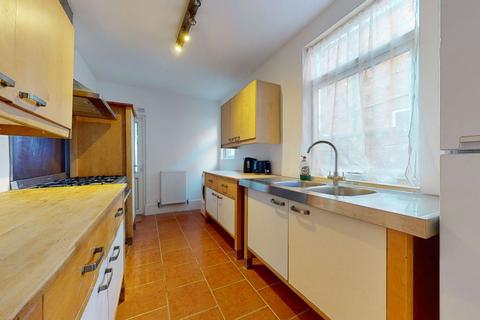 42 Ashburnham Road, Northampton, NN1 4QY