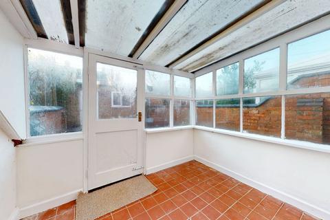 42 Ashburnham Road, Northampton, NN1 4QY