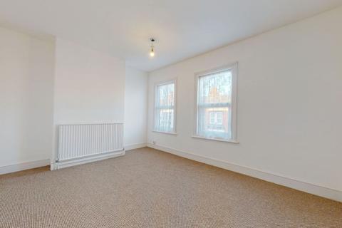 42 Ashburnham Road, Northampton, NN1 4QY