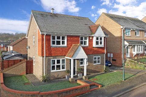 1 Goldsworth Drive, Rochester, ME2 3NR
