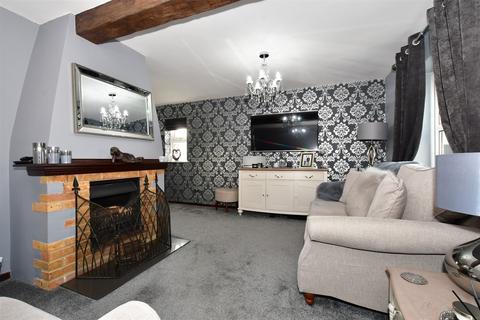 1 Goldsworth Drive, Rochester, ME2 3NR