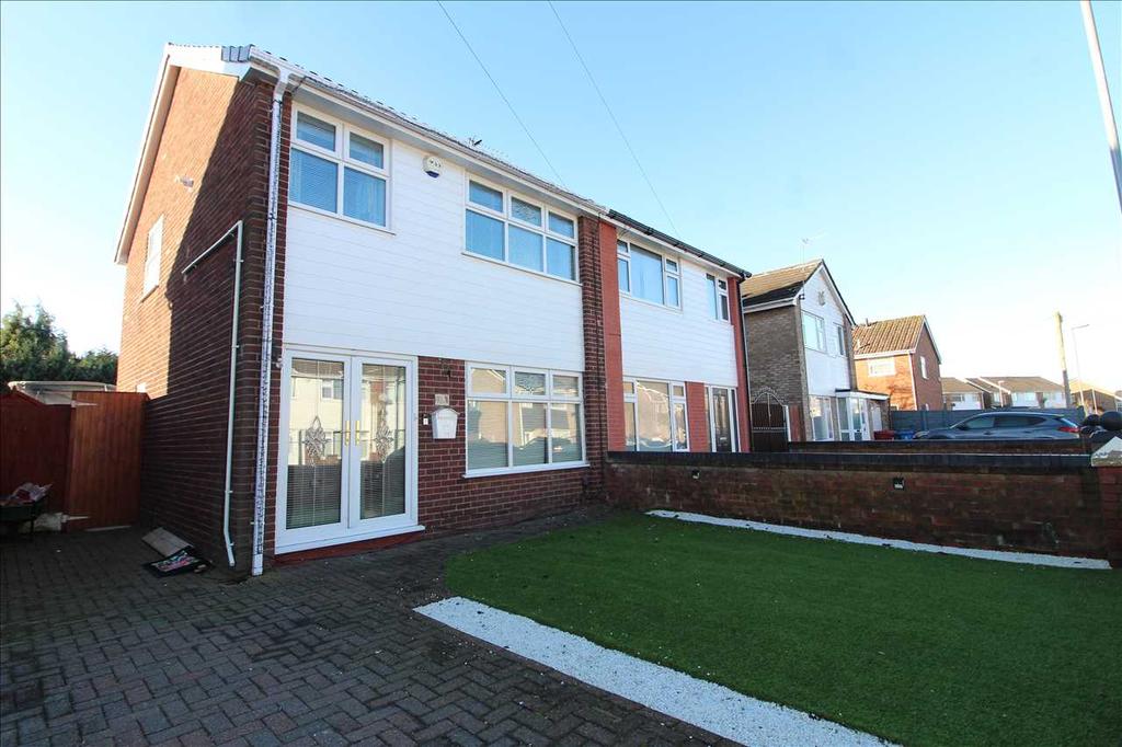 Weaver Avenue, Kirkby 3 bed semidetached house £175,000
