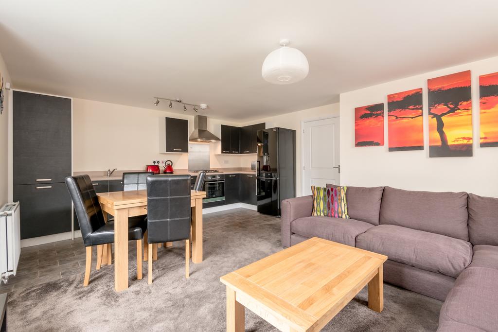 Fairfield Gardens, Edinburgh, EH10 2 bed flat £1,100 pcm (£254 pw)