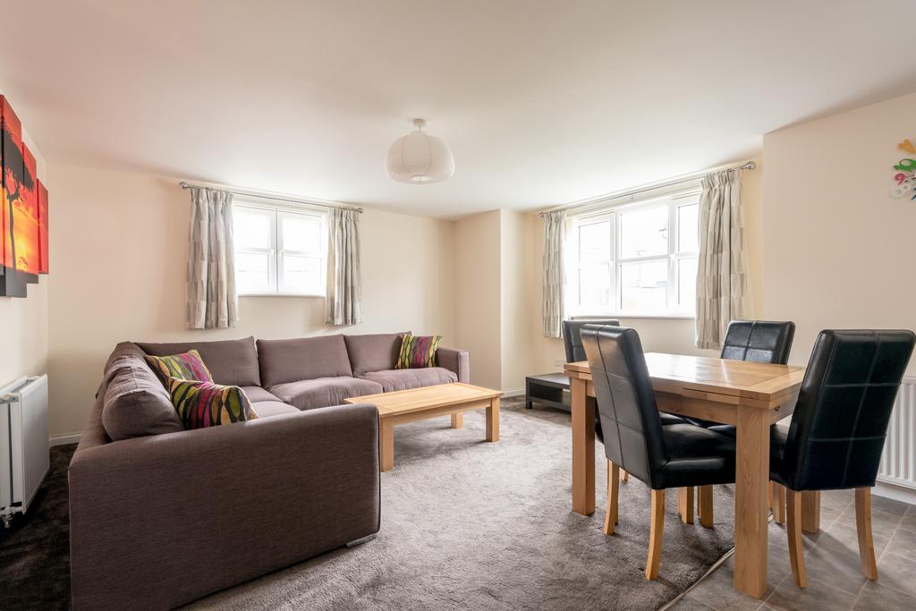 Fairfield Gardens, Edinburgh, EH10 2 bed flat £1,100 pcm (£254 pw)