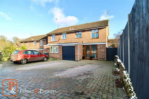 2 Stamford Close, Ipswich, IP2 9YD