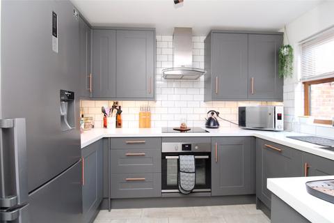 2 Stamford Close, Ipswich, IP2 9YD