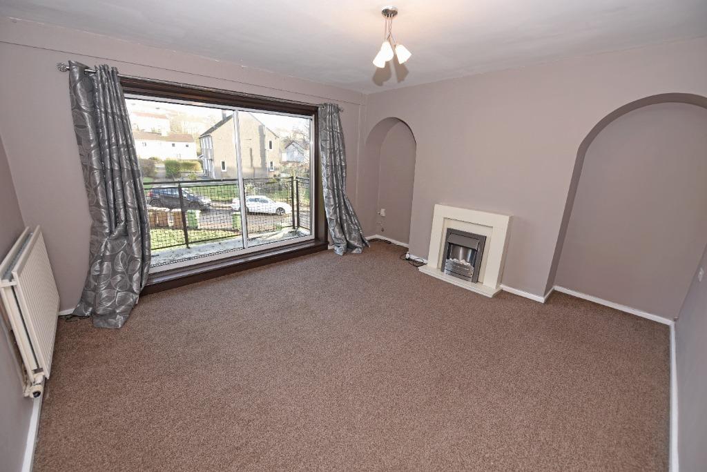 Valeview terrace, Dumbarton, West... 2 bed flat £525 pcm (£121 pw)