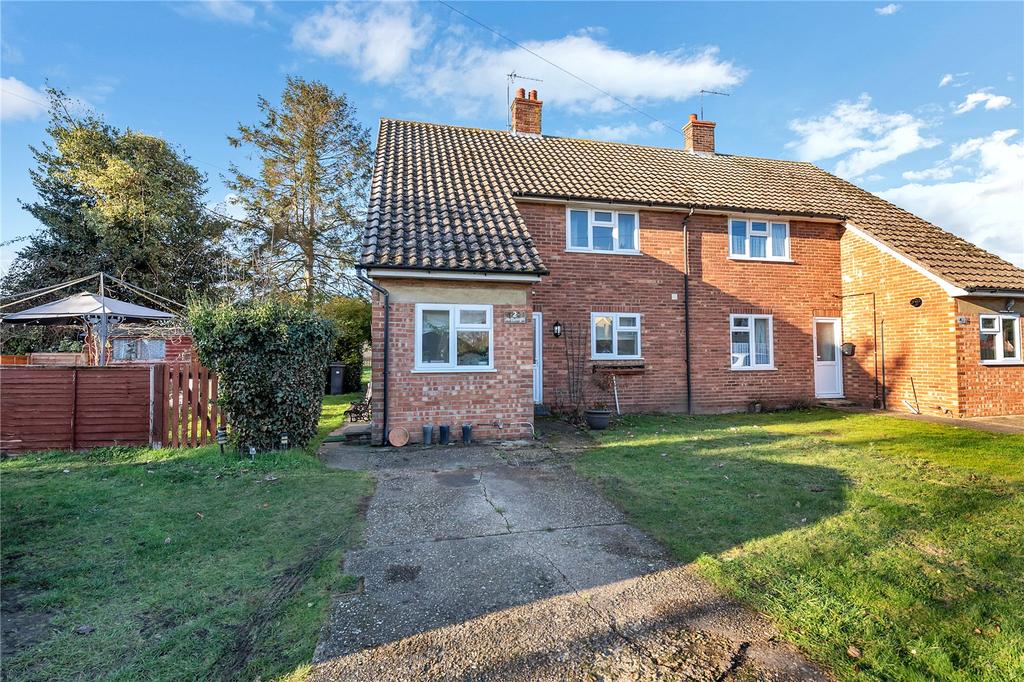 Leys Road, Tostock, Bury St Edmunds, Suffolk, IP30 3 bed semidetached