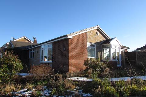2 bedroom semi-detached bungalow for sale - Keswick Avenue, Cheadle, SK8