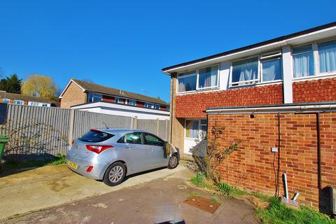 6 bedroom end of terrace house to rent, Guildford Park Avenue, Guildford, Surrey, GU2