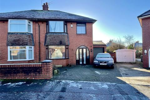 3 bedroom house for sale - Manor Road, Shaw, Oldham, Greater Manchester, OL2