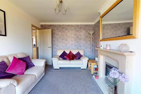 17 Edinburgh Close, Leyland, PR25 4UT
