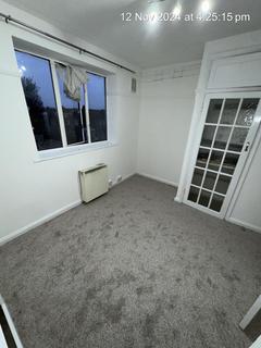 2 bedroom flat to rent, Nightingale Lane, London, E11