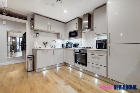 2 bedroom apartment to rent - Peake Court, Cavalier Close, Wallington, SM6, London