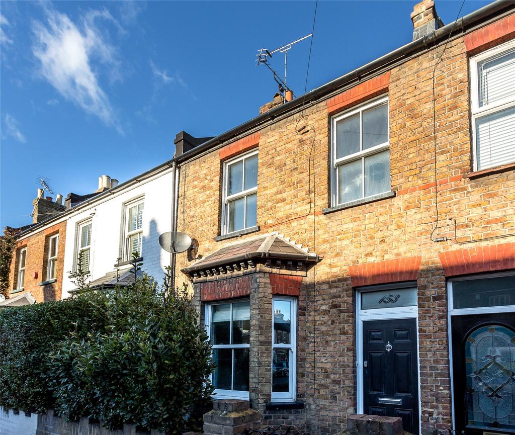 Arthur Road, Windsor, Berkshire, SL4 4 bed terraced house £2,350 pcm