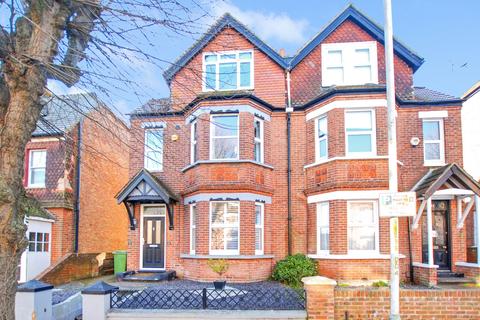 4 bedroom semi-detached house for sale - Limes Road, Folkestone, CT19