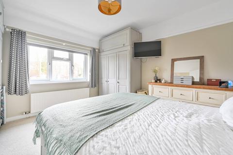 3 bedroom detached house for sale - Stoke Road, Guildford, GU1