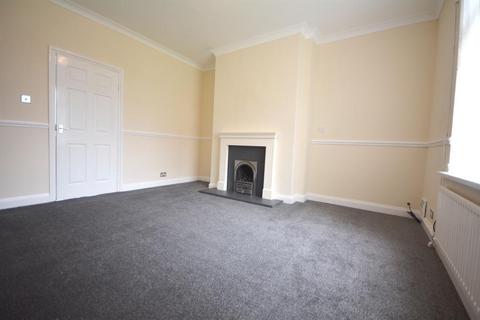 3 bedroom end of terrace house to rent, The Avenue, Chester Le Street, DH2