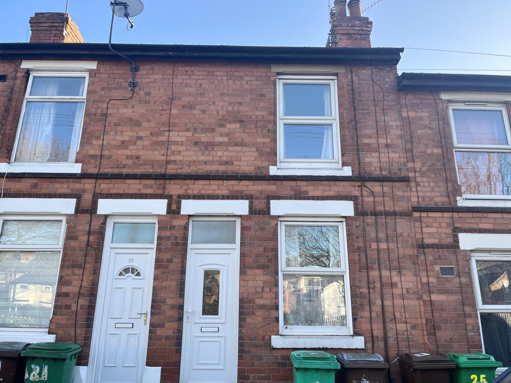 Silverdale Road, Basford, Nottingham... 2 bed terraced house £725 pcm