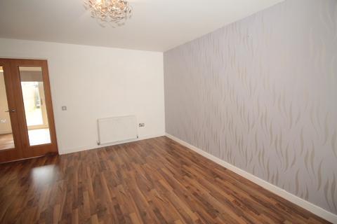 3 bedroom end of terrace house to rent, 124 Ballochmyle Wynd, Carnbroe, ML5 4QE