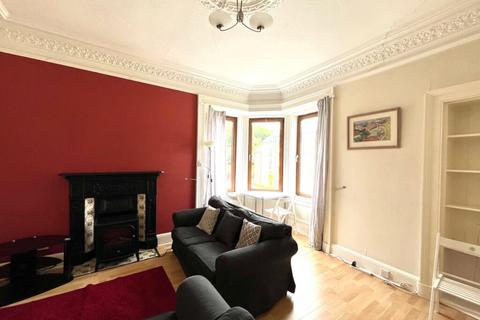 2 bedroom flat to rent, 8F Union Street, Stirling, FK8 1NY
