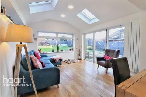 4 Elwyn Close, Stretton, Burton-on-trent, DE13 0BG