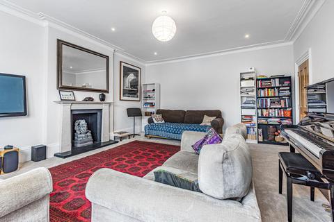 Flat C, 20 Cumberland Park, London, W3 6SX