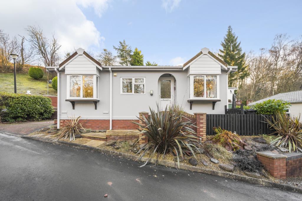 Cleobury Mortimer, Kidderminster, DY14 2 bed park home for sale £110,000