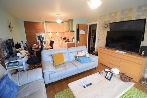 1 bedroom house to rent, Altair House, Falcon Drive, Cardiff
