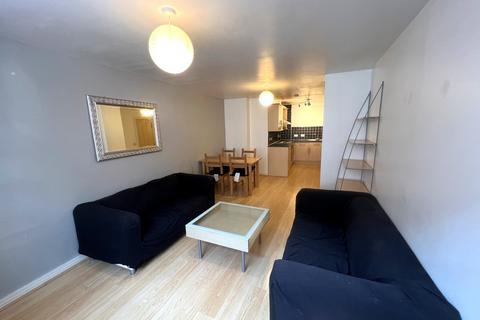 1 bedroom apartment to rent, 94-96 Wood Street