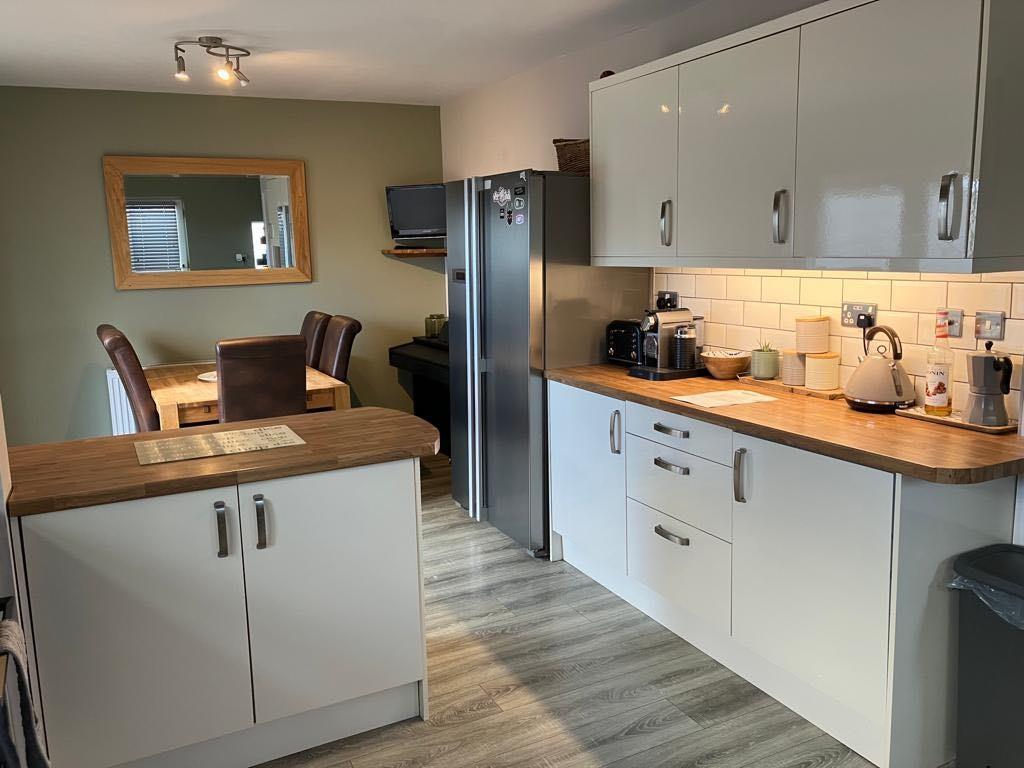 Foley Way, Haverfordwest, Pembrokeshire 3 bed semidetached house £