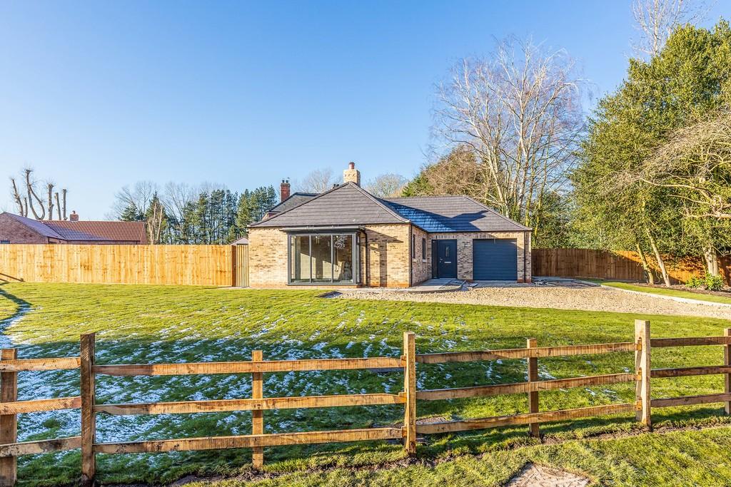 Linwood Road, Market Rasen 3 bed detached bungalow for sale £439,950