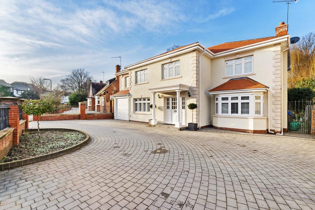The Avenue, Wanstead 5 bed detached house £2,400,000