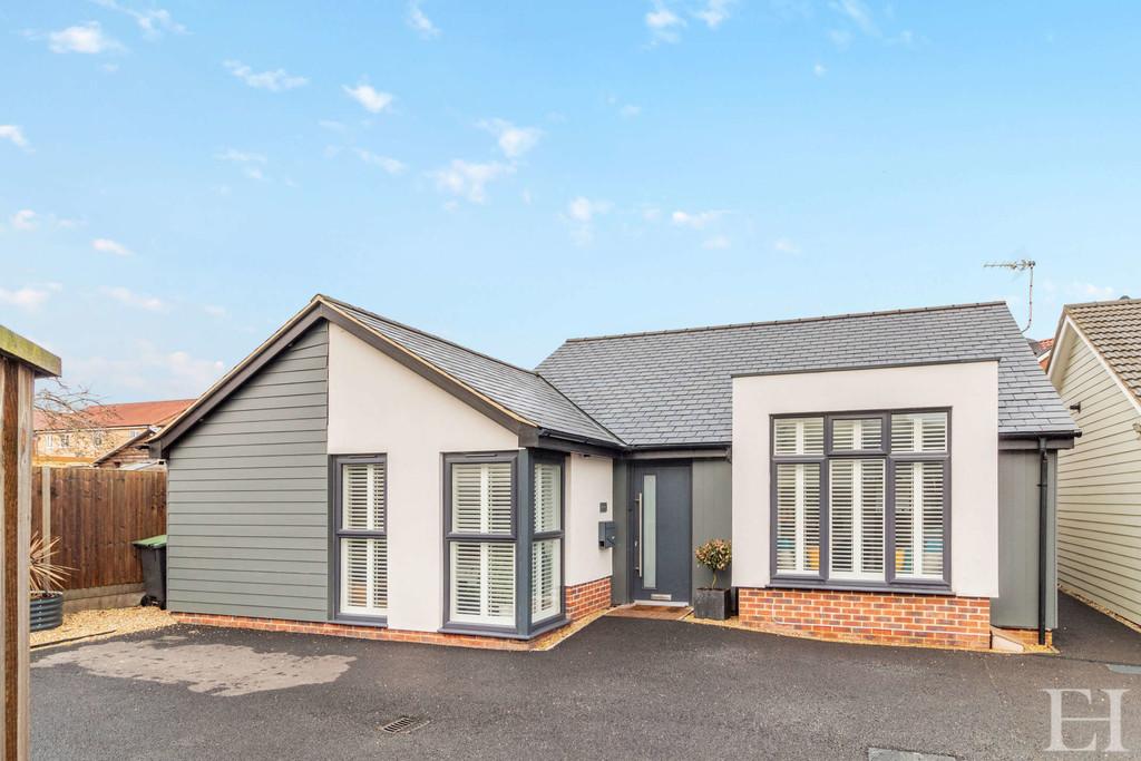 Chapel Lane, Great Blakenham, Ipswich 3 bed detached bungalow for sale