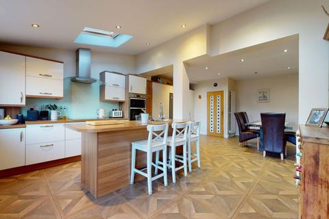 214 Beech Avenue, Northampton, NN3 2LE