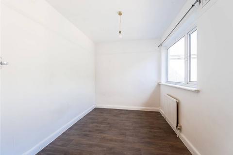 83 Elmgrove Road, Harrow, HA1 2QW