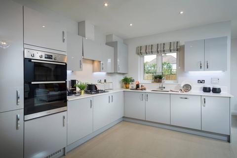 4 bedroom semi-detached house for sale - Waterford Place, Eltham, London, SE9