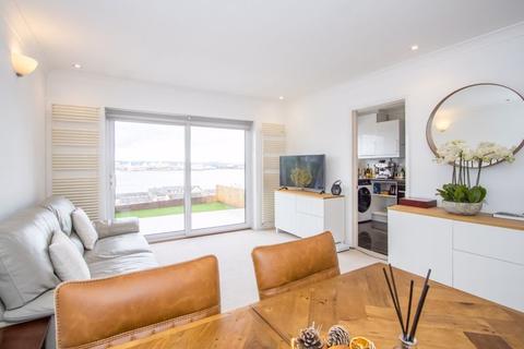 2 bedroom ground floor flat for sale - Northcliffe Drive, Penarth
