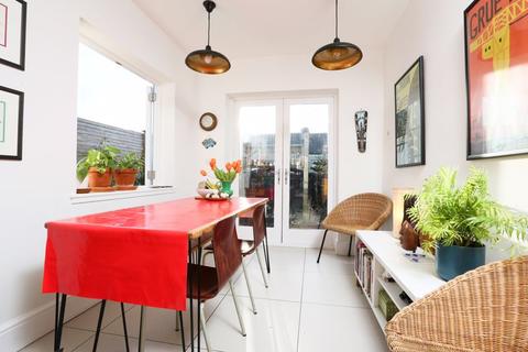 58 Raymend Road, Bristol, BS3 4QW